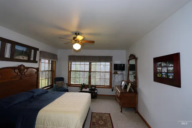 $850,000 | 20044 Orchard Lane, Lenore, ID 83541