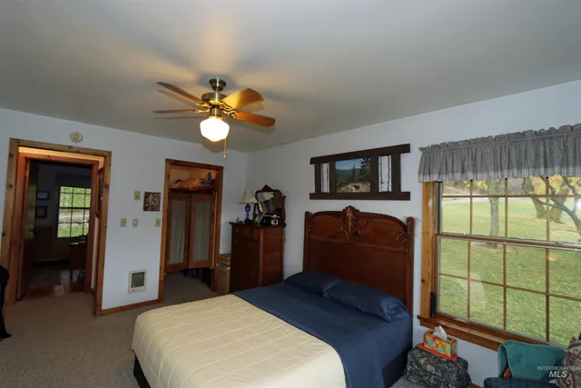 $850,000 | 20044 Orchard Lane, Lenore, ID 83541