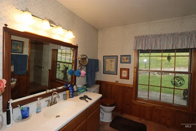 $850,000 | 20044 Orchard Lane, Lenore, ID 83541