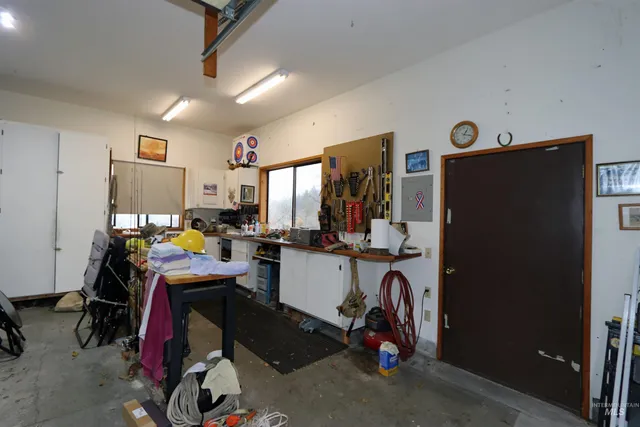 $850,000 | 20044 Orchard Lane, Lenore, ID 83541