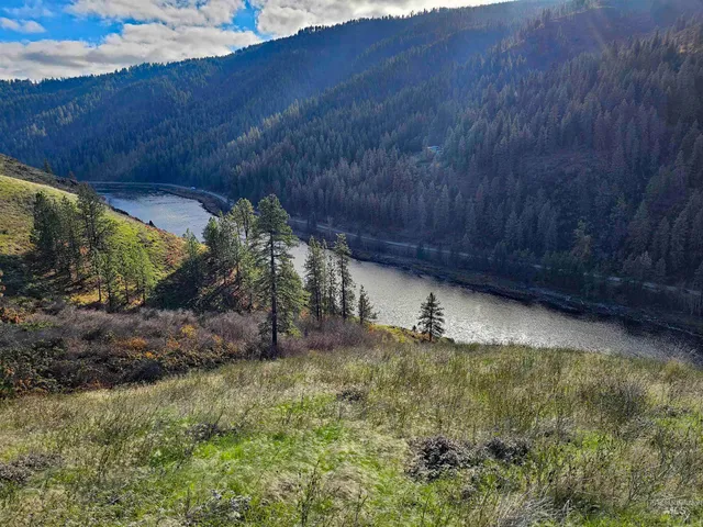 $850,000 | 20044 Orchard Lane, Lenore, ID 83541