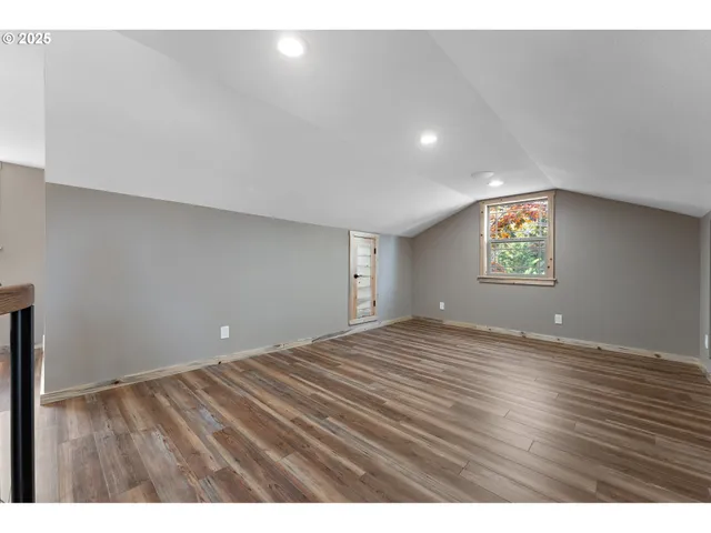 $695,000 | 818 Sierra Vista Drive, Newberg, OR 97132