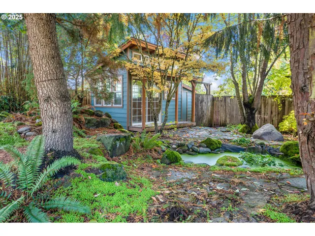 $695,000 | 818 Sierra Vista Drive, Newberg, OR 97132