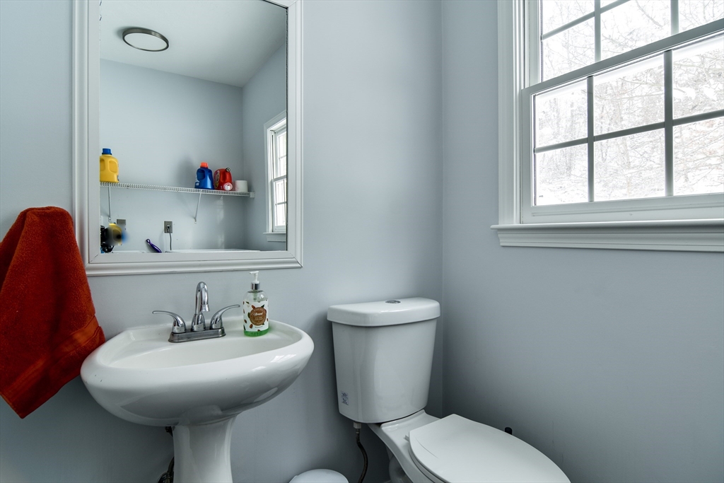 115 Cedar Street Ashland, MA 01721 - Photo 18 of 40 Gallery Image 18