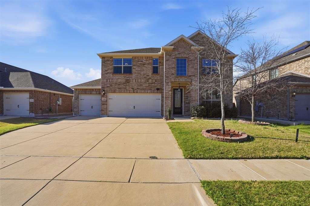 1620 Berry Rdg Trail Aubrey, TX 76227 - Photo 5 of 37
