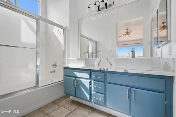 $3,000 | 44762 Shadowcrest Drive, Lancaster, CA 93536