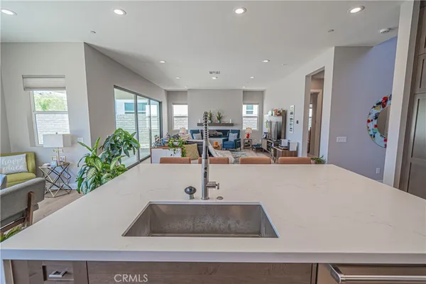 $1,595,000 | 27871 Screenplay Place, Valencia, CA 91381