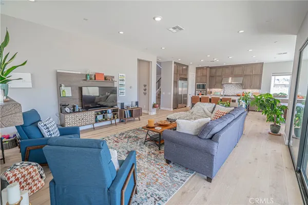 $1,595,000 | 27871 Screenplay Place, Valencia, CA 91381