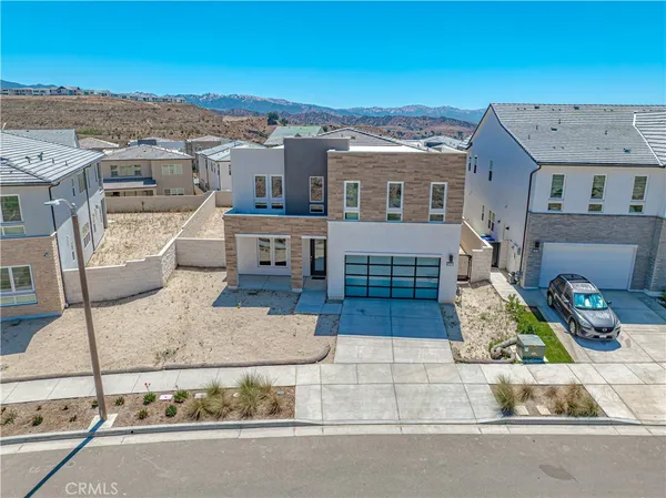 $1,595,000 | 27871 Screenplay Place, Valencia, CA 91381