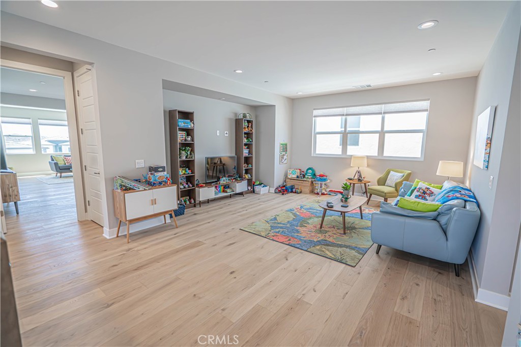 27871 Screenplay Place Valencia, CA 91381 - Photo 31 of 66