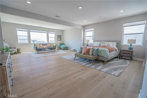 $1,595,000 | 27871 Screenplay Place, Valencia, CA 91381