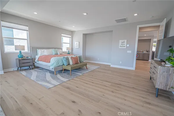 $1,595,000 | 27871 Screenplay Place, Valencia, CA 91381