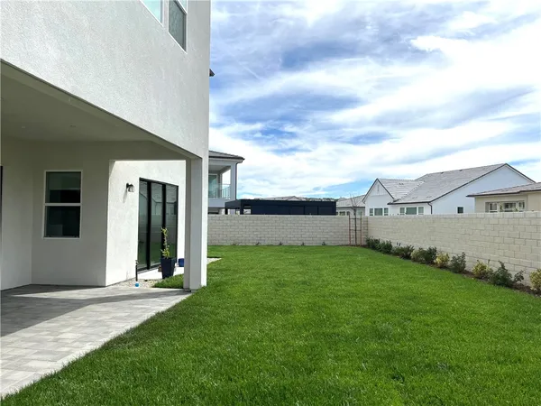 $1,595,000 | 27871 Screenplay Place, Valencia, CA 91381