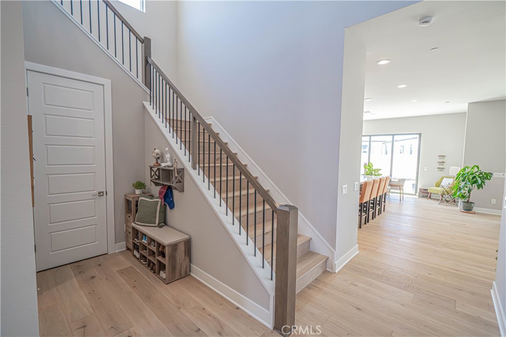 27871 Screenplay Place Valencia, CA 91381 - Photo 9 of 66