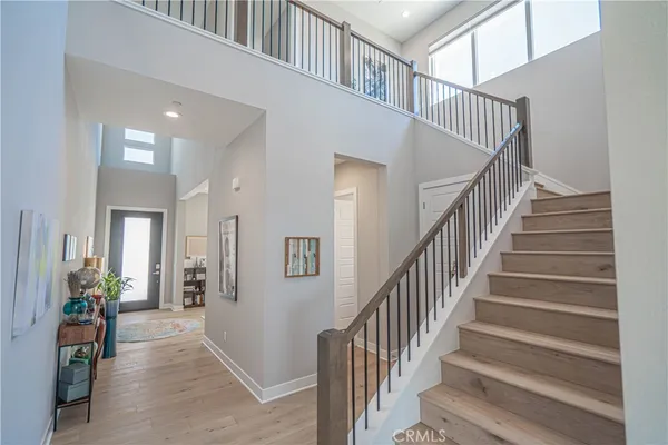 $1,595,000 | 27871 Screenplay Place, Valencia, CA 91381