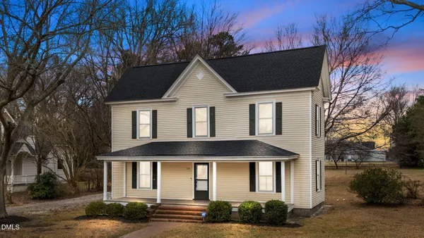 $250,000 | 230 Chavasse Avenue, Henderson, NC 27536