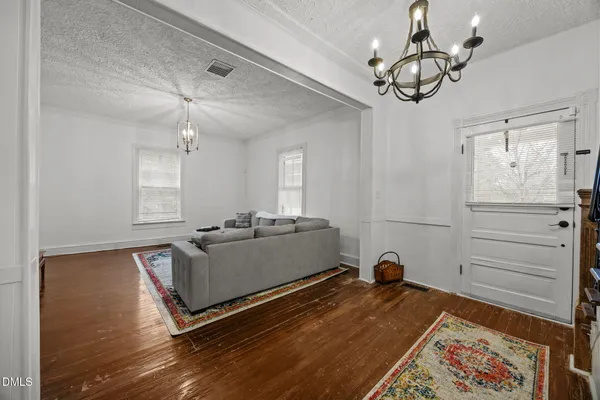 $250,000 | 230 Chavasse Avenue, Henderson, NC 27536