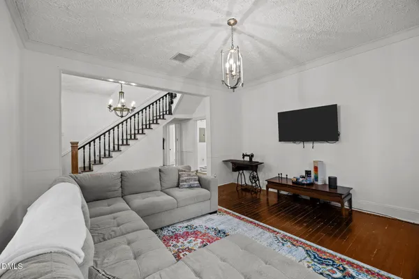 $250,000 | 230 Chavasse Avenue, Henderson, NC 27536