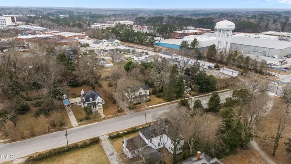$250,000 | 230 Chavasse Avenue, Henderson, NC 27536