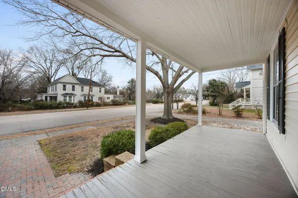 $250,000 | 230 Chavasse Avenue, Henderson, NC 27536