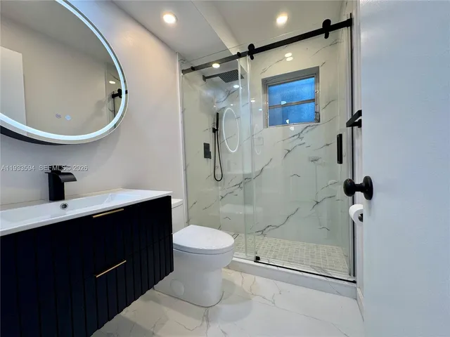 $2,300 | 160 Southwest 30th Avenue, Unit 109A, Miami, FL 33135