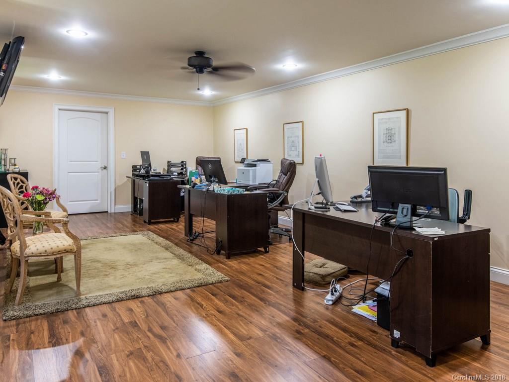 80 Running Ridge Road Asheville, NC 28804 - Photo 25 of 36 Gallery Image 25