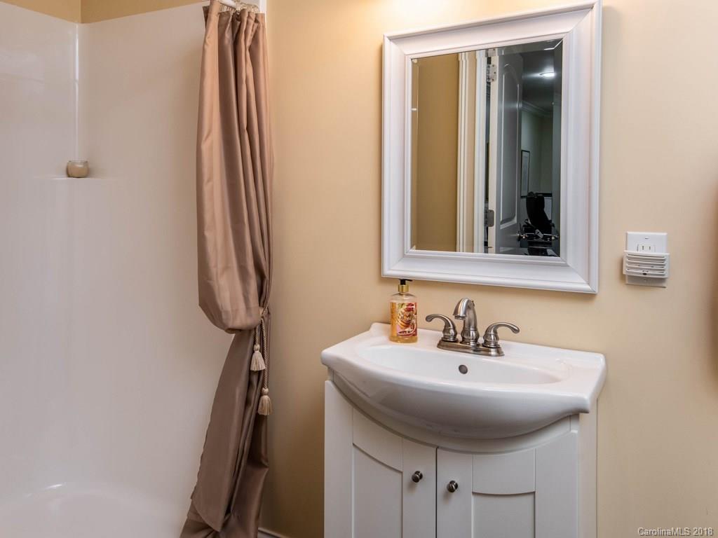 80 Running Ridge Road Asheville, NC 28804 - Photo 26 of 36 Gallery Image 26