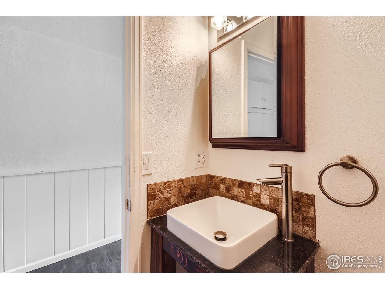 1517 Crestmore Place Fort Collins, CO 80521 - Photo 18 of 28 Primary Bathroom