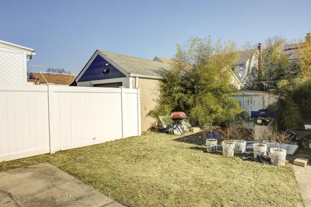 $889,000 | 89-91 215th Place | Queens Village