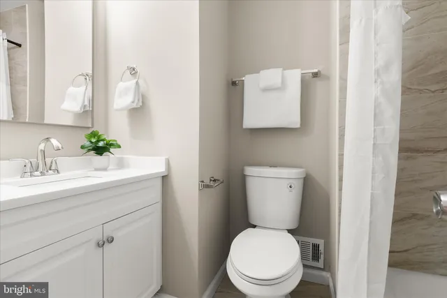 $525,000 | 10410 Rutland Place, Hyattsville, MD 20783