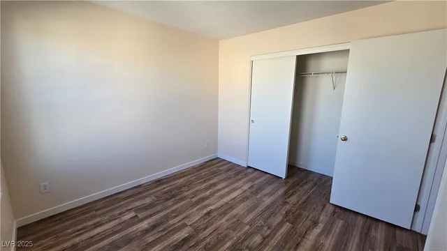 $1,950 | 2525 Rainbow Cactus Court, Las Vegas, NV 89106