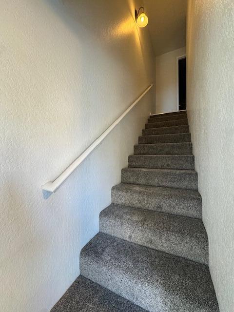 210 West Main Street Rogue River, OR 97537 - Photo 10 of 38