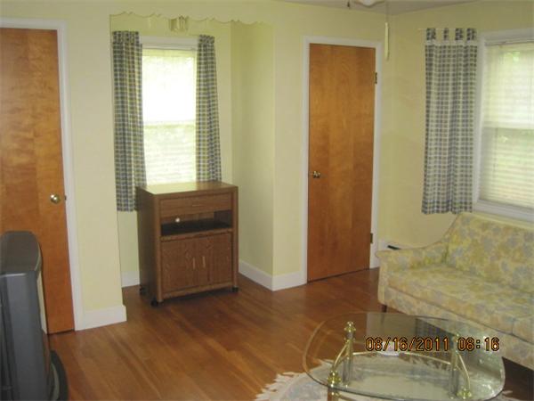 16 Winneconnett Road Worcester, MA 01605 - Photo 5 of 8 Gallery Image 5