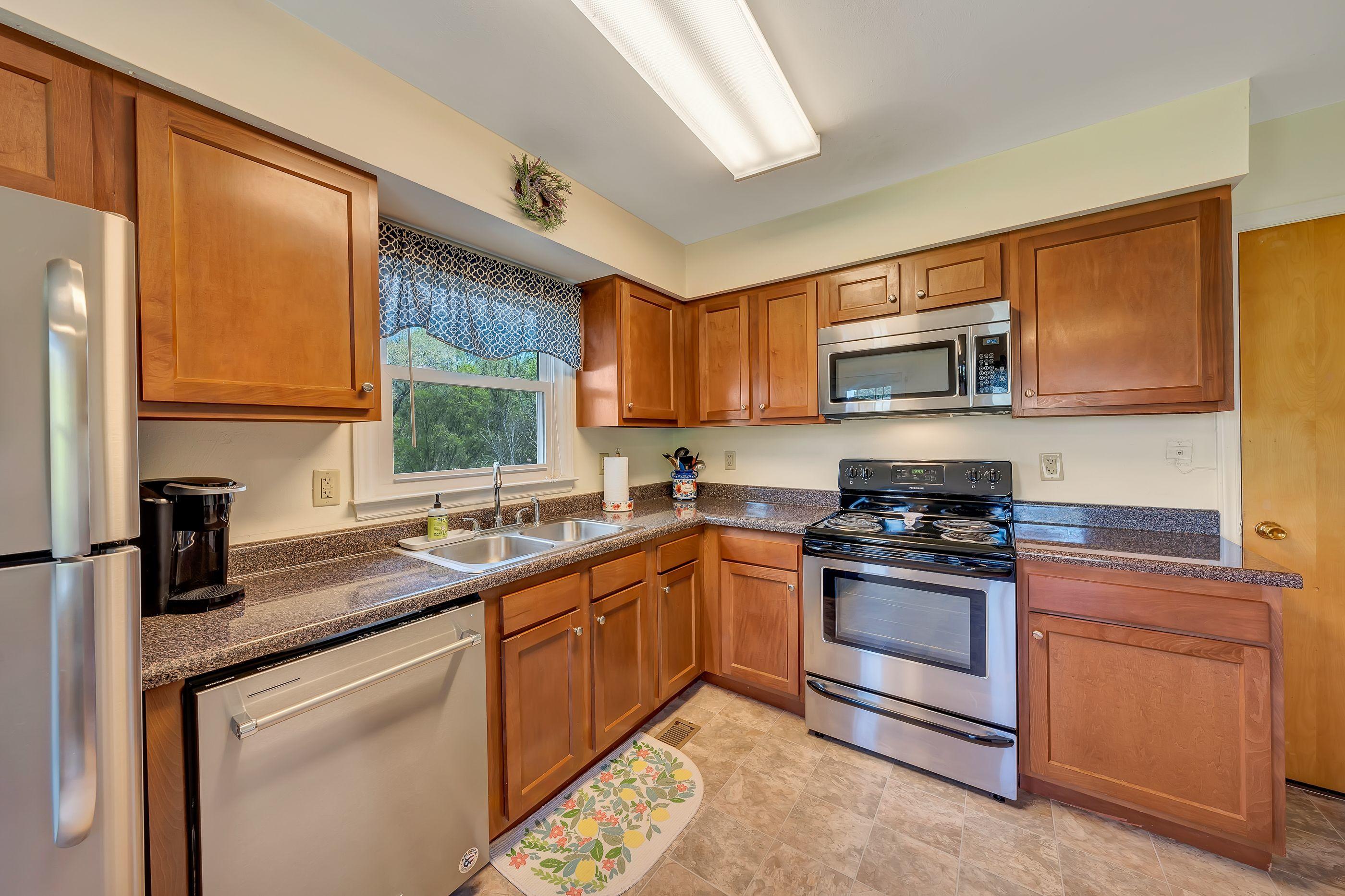 3876 Pitzer Road Roanoke, VA 24014 - Photo 14 of 25 8sw2RoSA