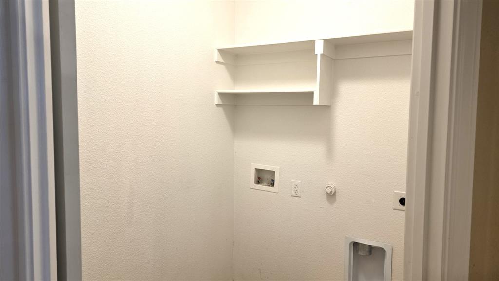 11504 Starlight Ranch Fort Worth, TX 76052 - Photo 9 of 25