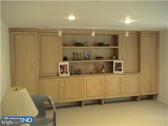 1022 Old Ford Road Huntingdon Valley, PA 19006 - Photo 9 of 12 Gallery Image 9