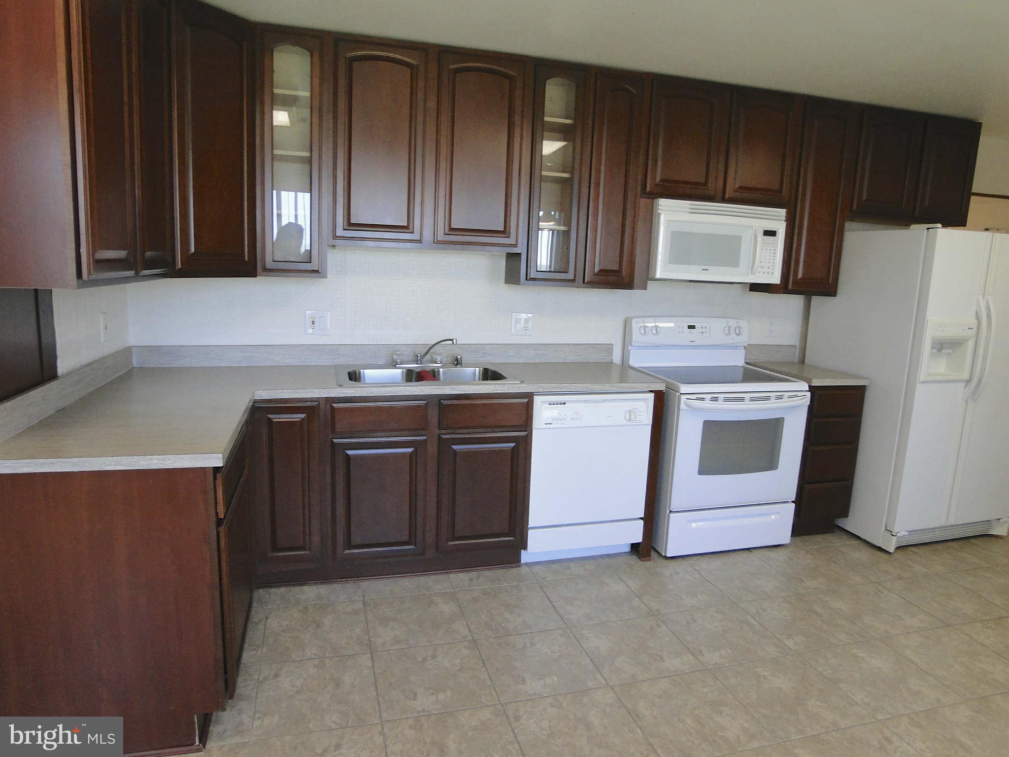 36026 Bay Drive Chaptico, MD 20621 - Photo 11 of 14 Kitchen