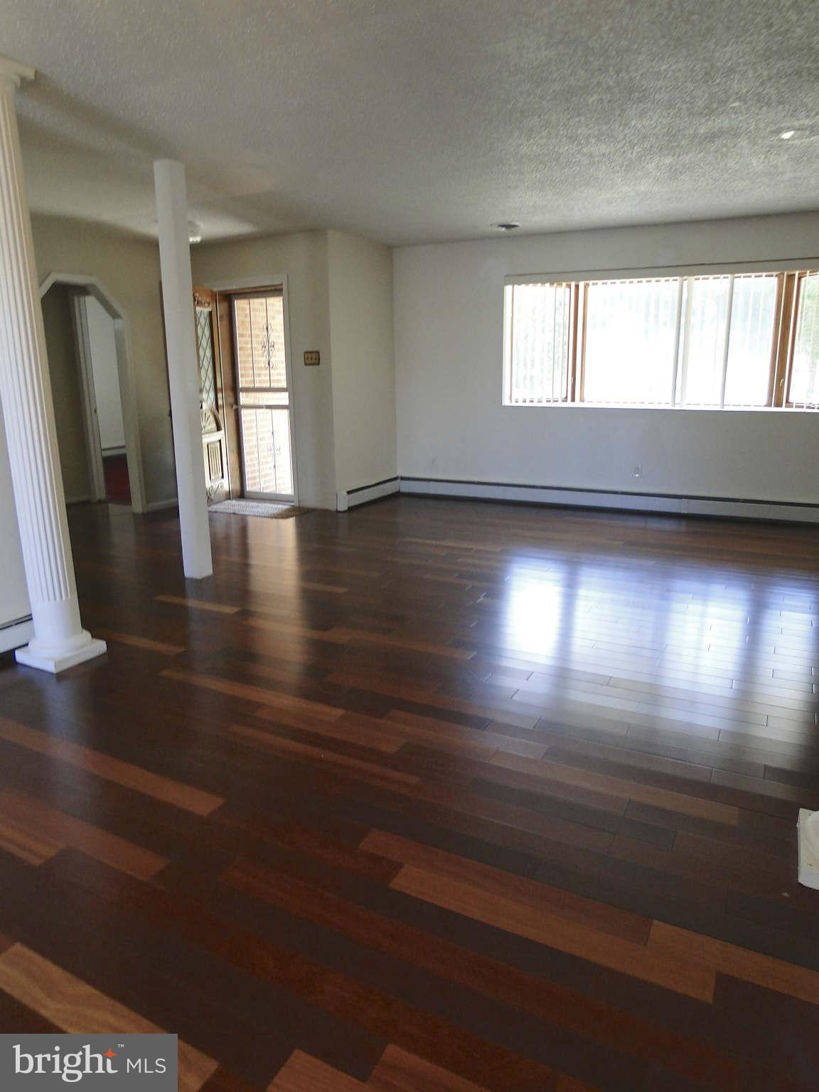 36026 Bay Drive Chaptico, MD 20621 - Photo 8 of 14 Living Room