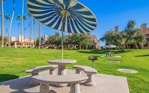 $1,400 | 4901 South Calle Los Cerros Drive, Unit 265, Tempe, AZ 85282