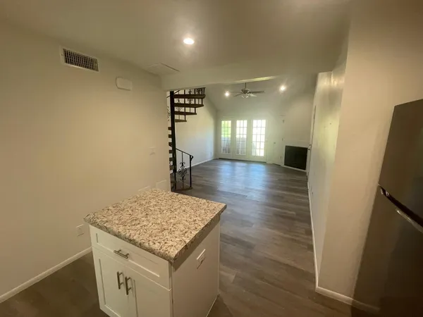 $1,400 | 4901 South Calle Los Cerros Drive, Unit 265, Tempe, AZ 85282