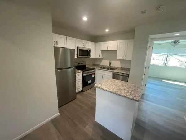 $1,400 | 4901 South Calle Los Cerros Drive, Unit 265, Tempe, AZ 85282
