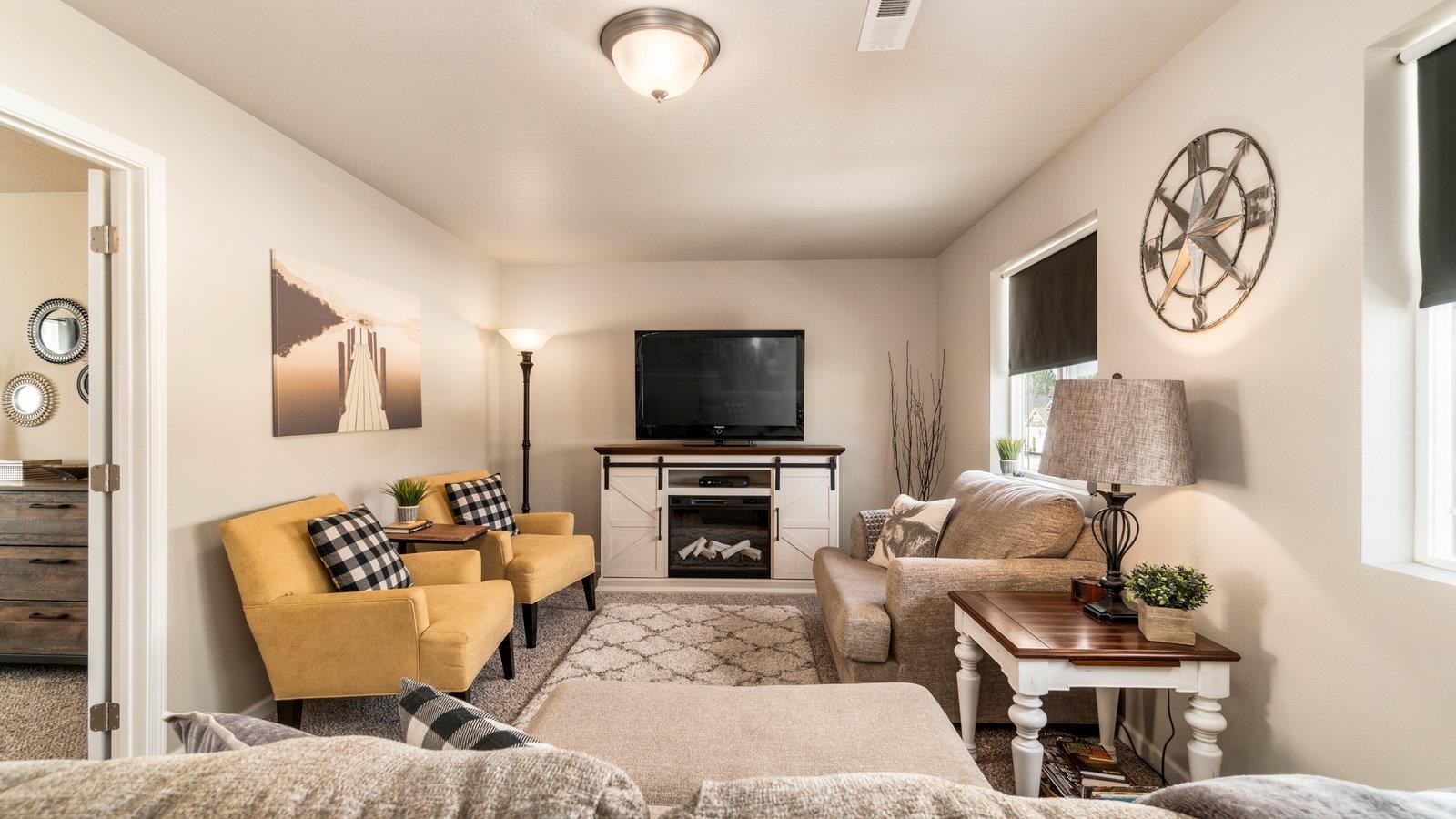 906 East Paske Road Colbert, WA 99005 - Photo 11 of 33