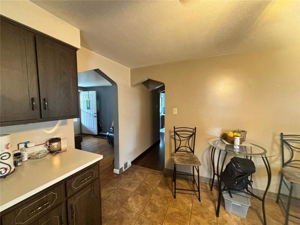 114 Marham Road Homestead, PA 15120 - Photo 6 of 44 Gallery Image 6
