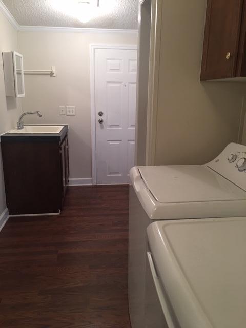 420 County Rd S-18-349 Ridgeville, SC 29472 - Photo 14 of 49 Mud room