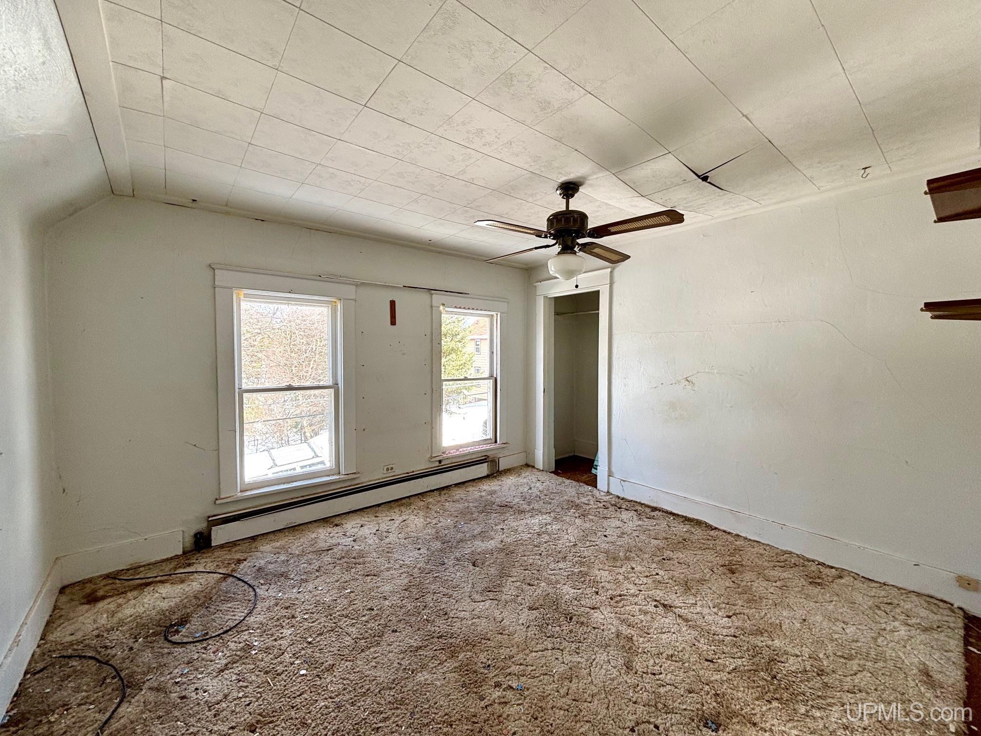 258 Hill Street Ishpeming, MI 49849 - Photo 3 of 13