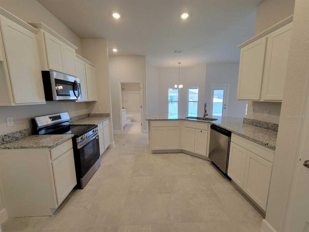 8344 Southwest 57th Court Ocala, FL 34476 - Photo 7 of 29