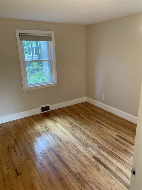 67 Argyle Road Braintree, MA 02184 - Photo 8 of 10 Gallery Image 8