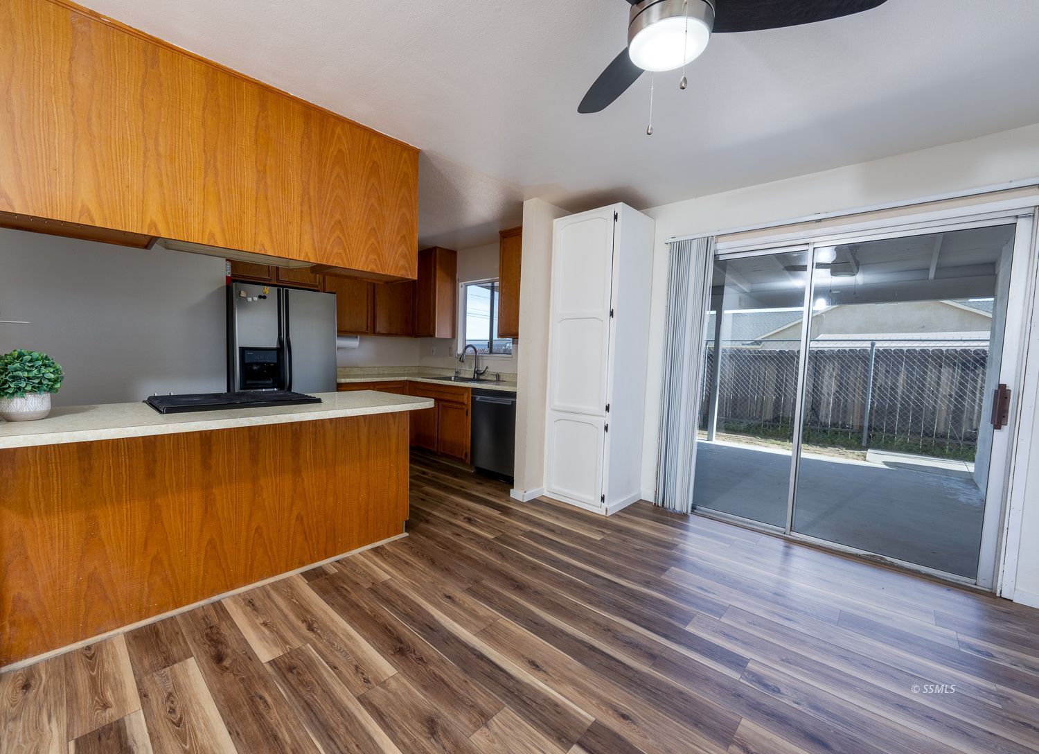 926 West Dolphin Avenue Ridgecrest, CA 93555 - Photo 8 of 33 Gallery Image 8