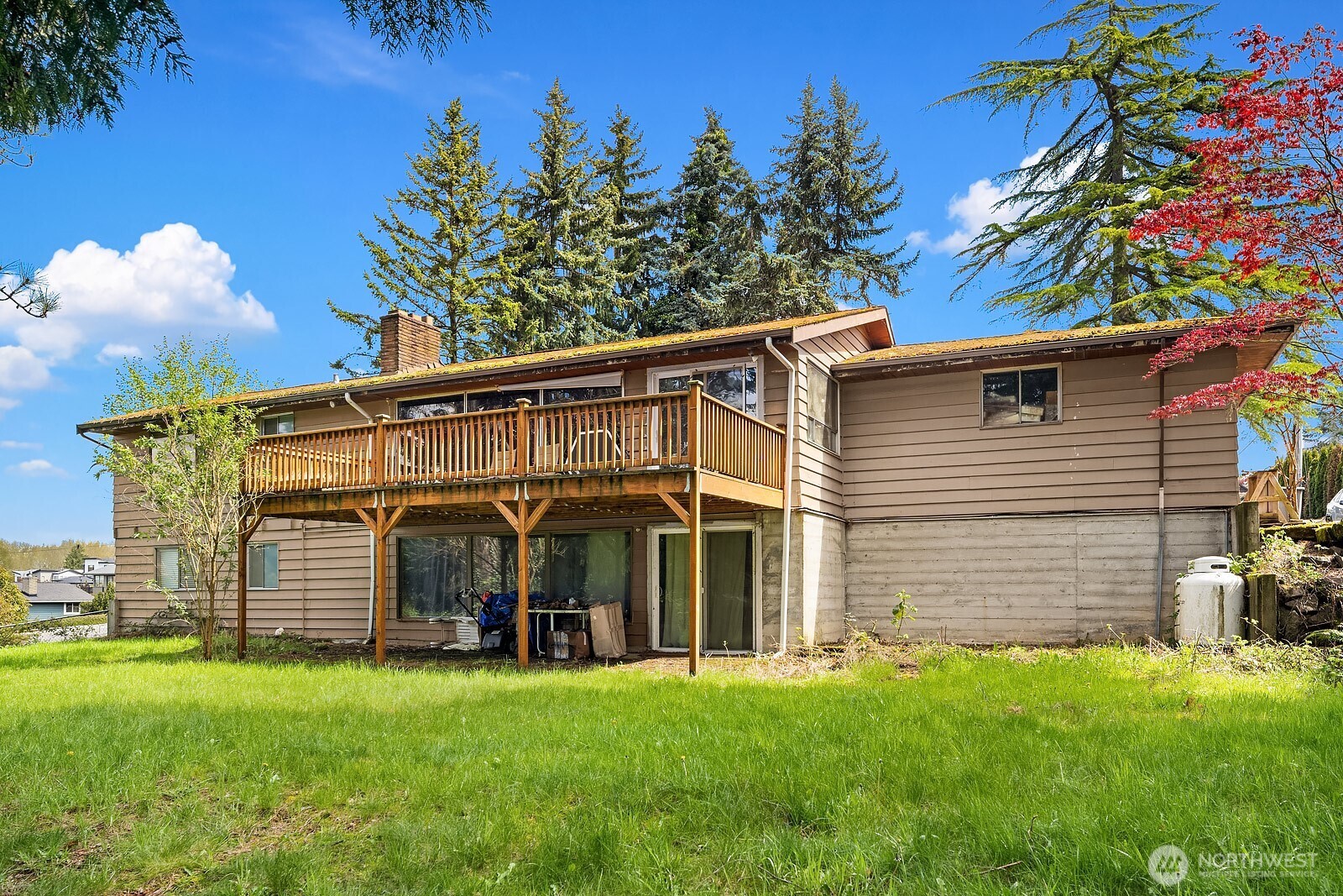 3737 Park Avenue North Renton, WA 98056 - Photo 5 of 16