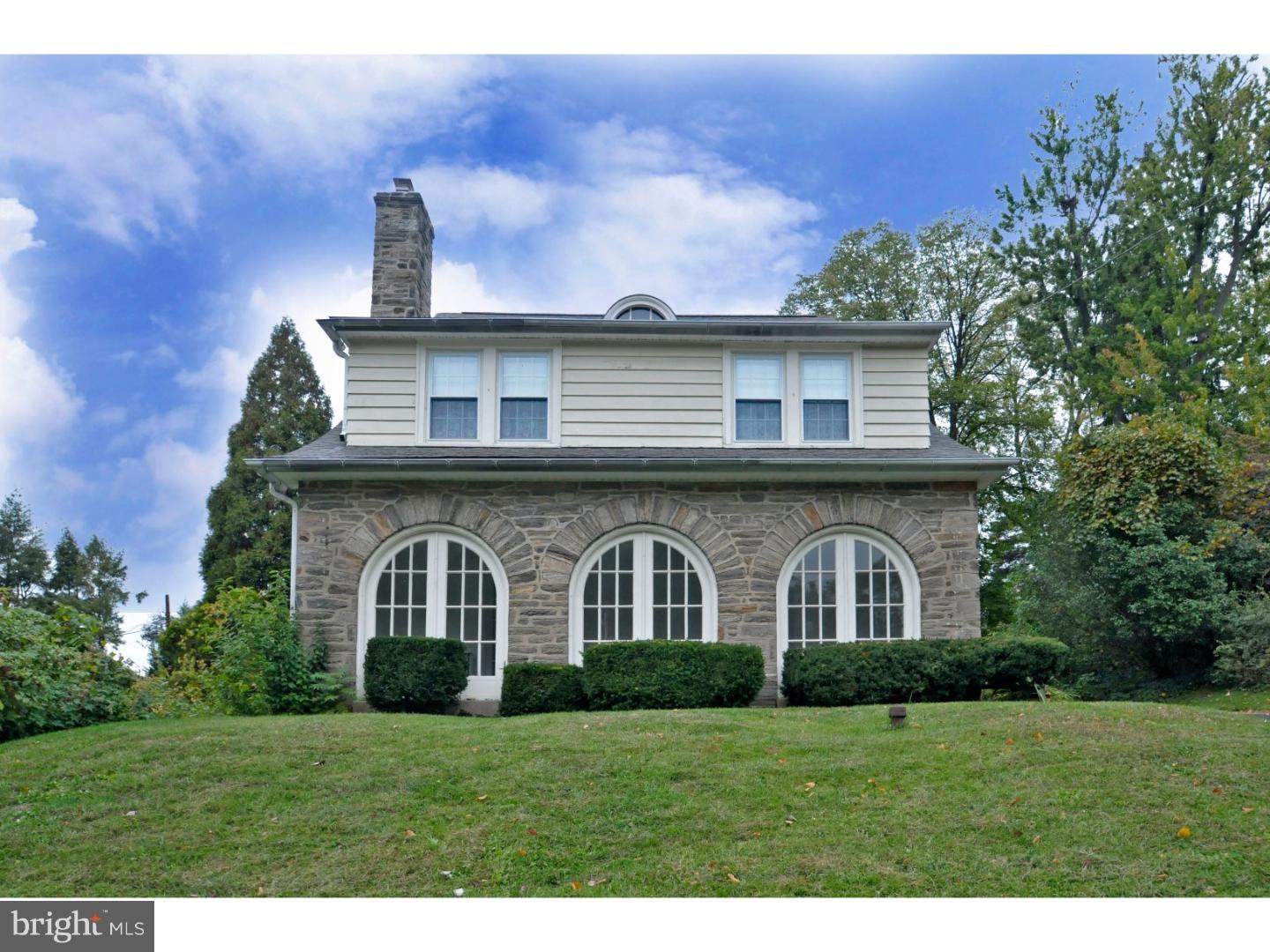 1052 Huntingdon Road Abington, PA 19001 - Photo 1 of 25 Exterior Front